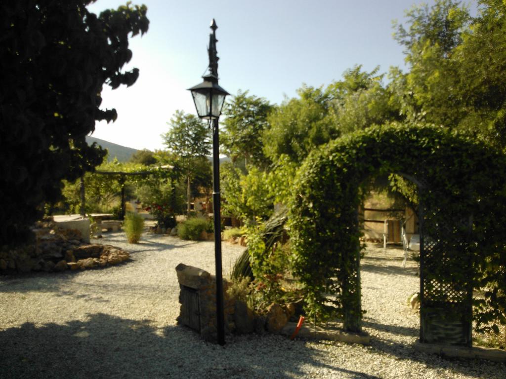 Cortijo Los Soledad El Sauco Bagian luar foto